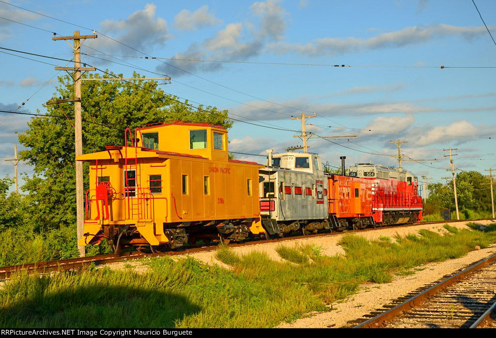 Chicago Burlington & Quincy SD-24 Locomotive with Cabooses